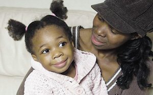 英国小女孩“溺死”18分钟后奇迹苏醒(图)